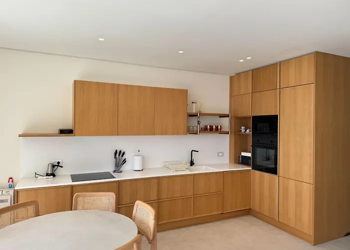 Luxury & Guest House, Coast *