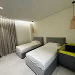 Lägenhet Luxury & Guest House, Coast