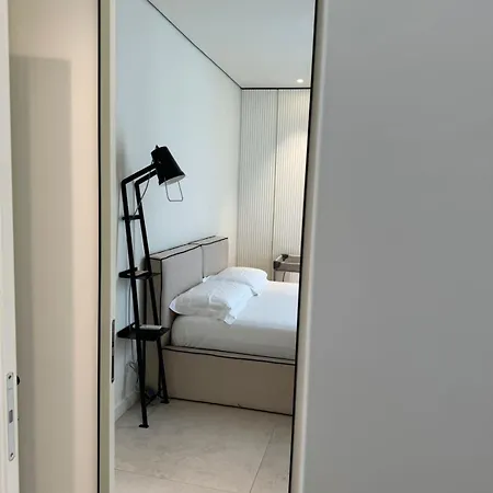 Luxury & Guest House, Coast