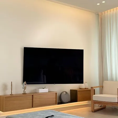 Apartment Luxury & Guest House, Coast