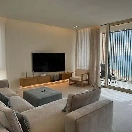 Apartment Luxury & Guest House, Coast Himare