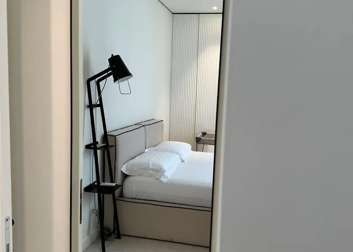 Luxury & Guest House, Coast