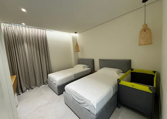 Apartment Luxury & Guest House, Coast